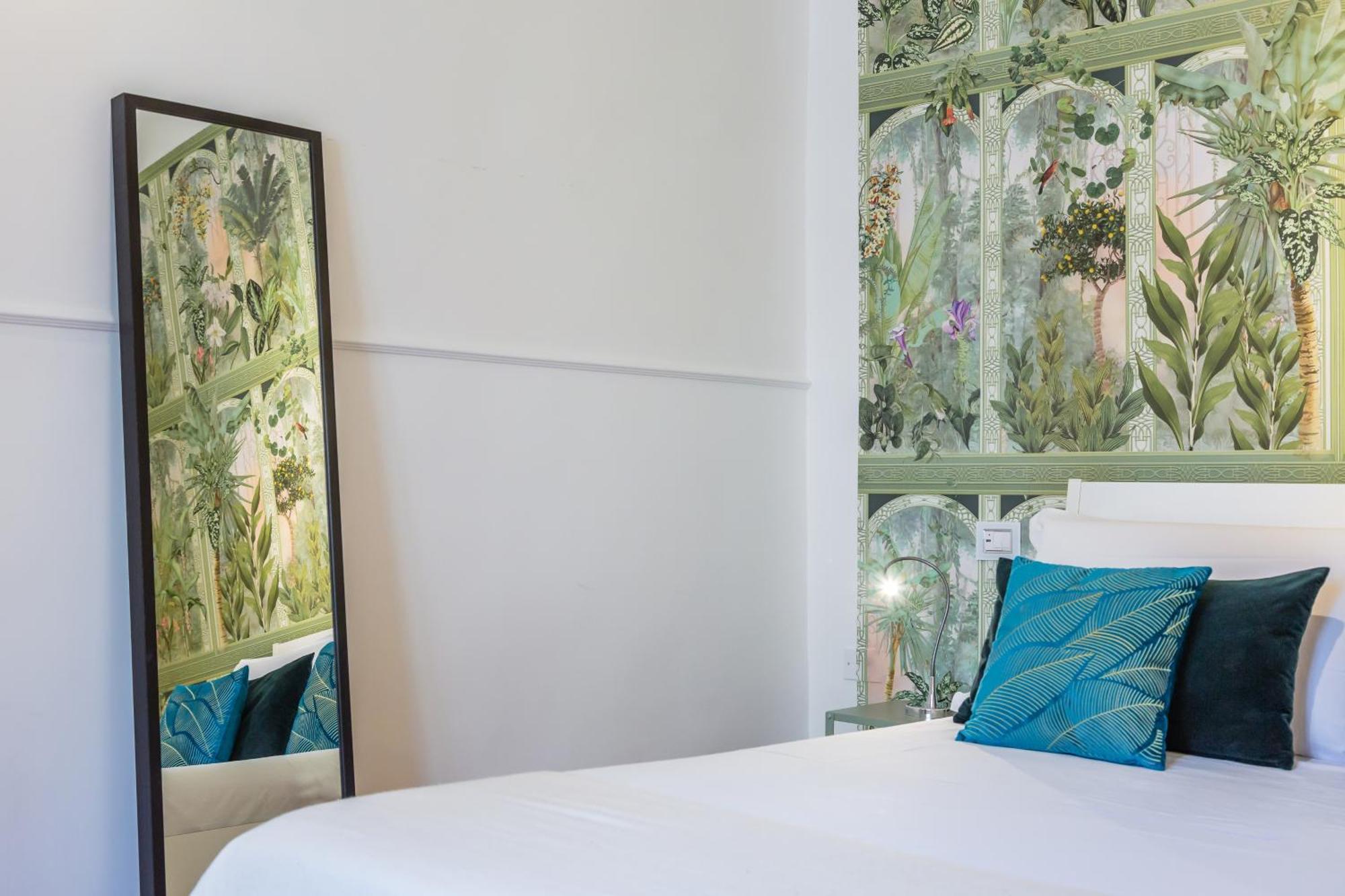 Starguest Dante Hotel Naples Exterior photo
